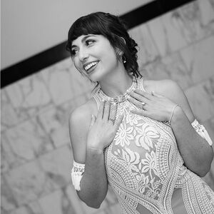 Meet your Posher, Leila